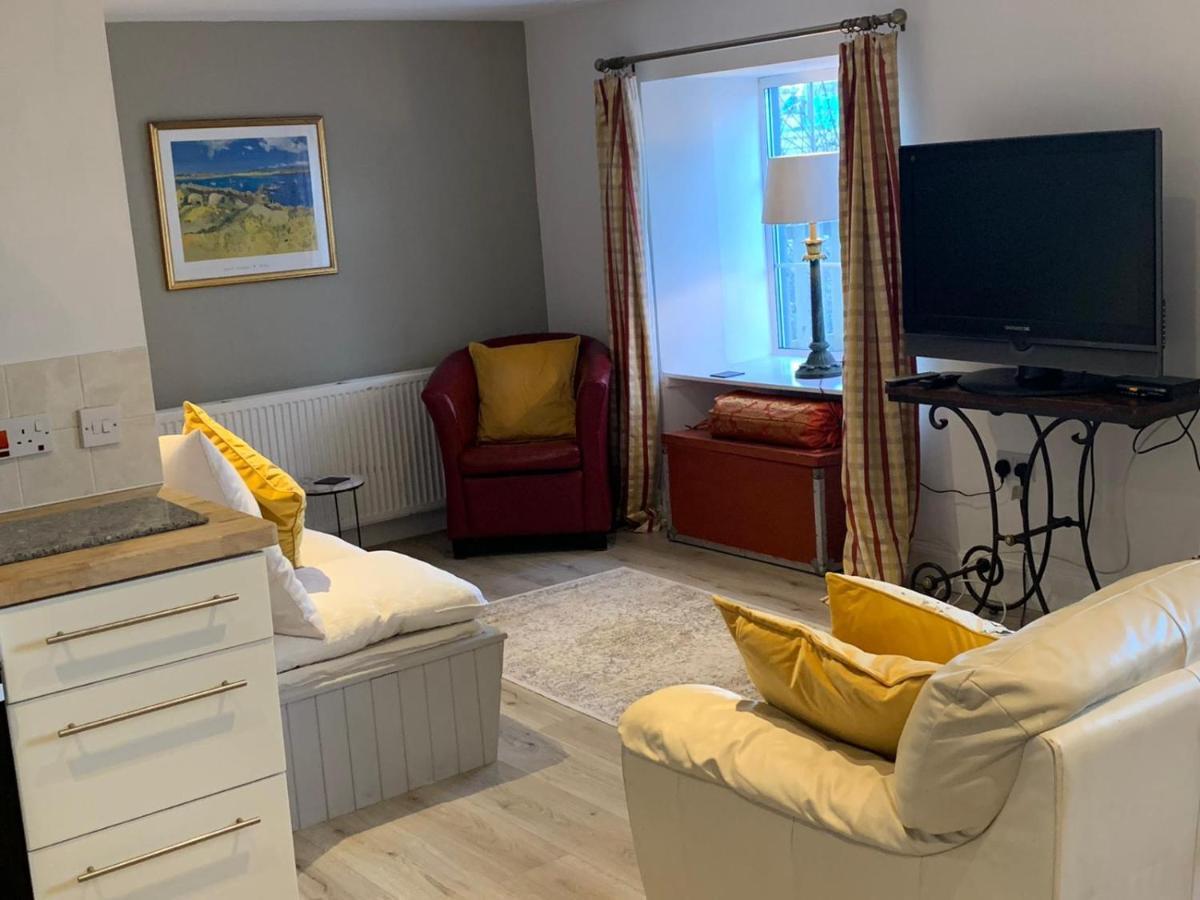 Hill House - Mews Town House, In A Quiet Private Close, In The City Centre Of Inverness. Zewnętrze zdjęcie
