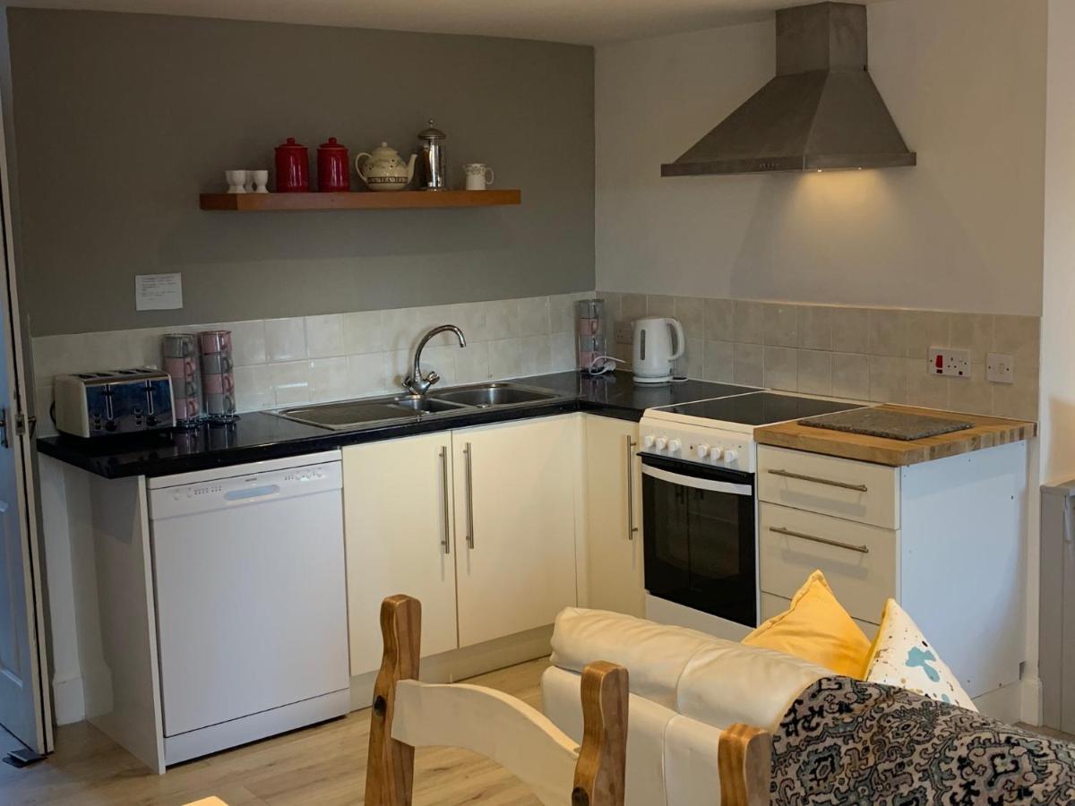 Hill House - Mews Town House, In A Quiet Private Close, In The City Centre Of Inverness. Zewnętrze zdjęcie