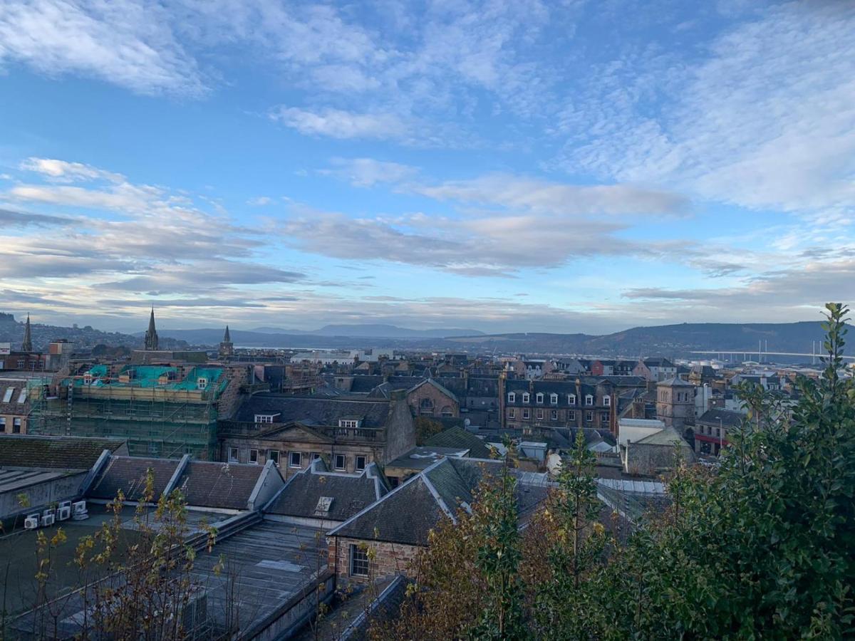Hill House - Mews Town House, In A Quiet Private Close, In The City Centre Of Inverness. Zewnętrze zdjęcie